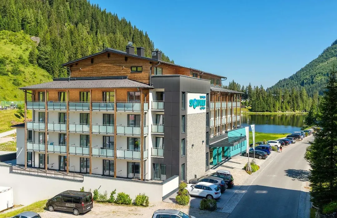 Hotel Sportwelt-1