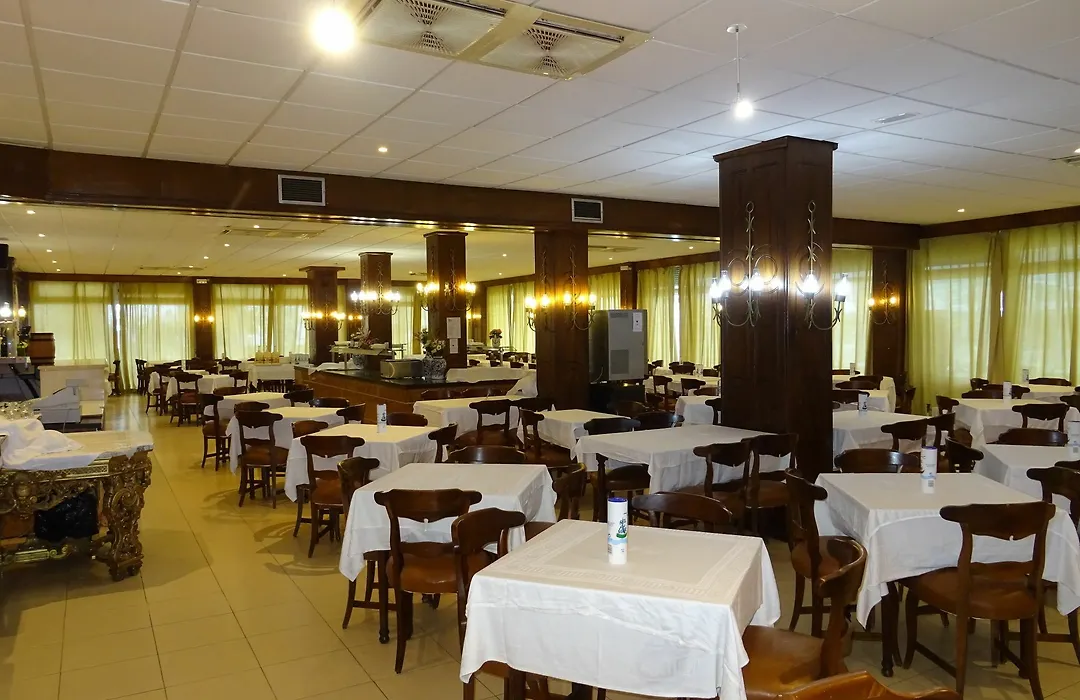 Hotel Mont-Rosa-1