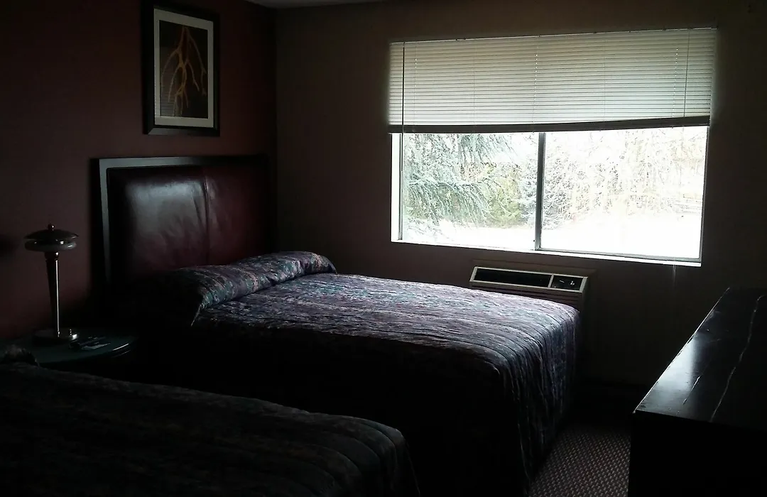 Loyalty Inn-1