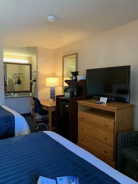 Coastside Inn-1
