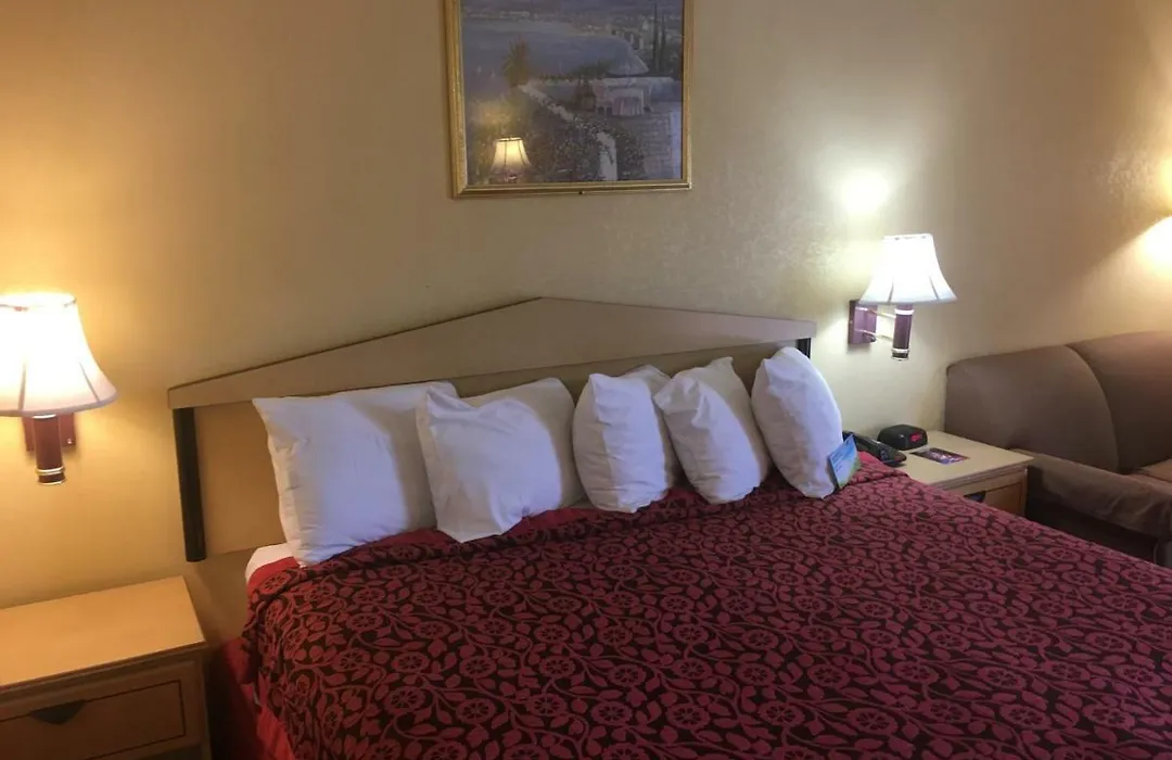 Days Inn By Wyndham Yazoo City-1