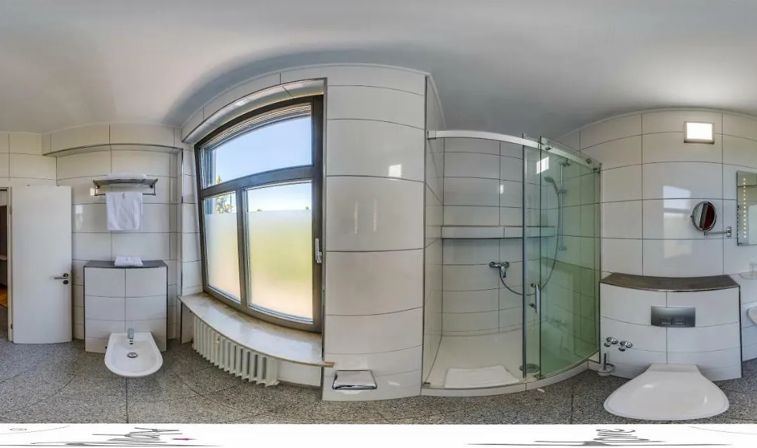 Alpina Home-1