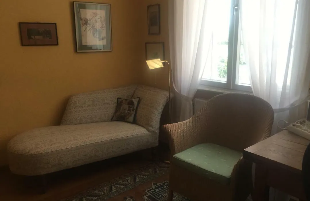 Gast In Hedwigs Haus Auf Dem Meere-1