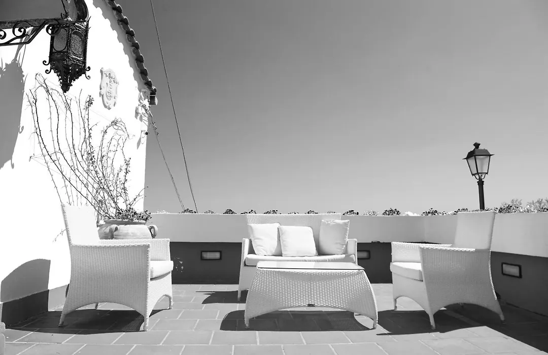 Felice Apartments-1