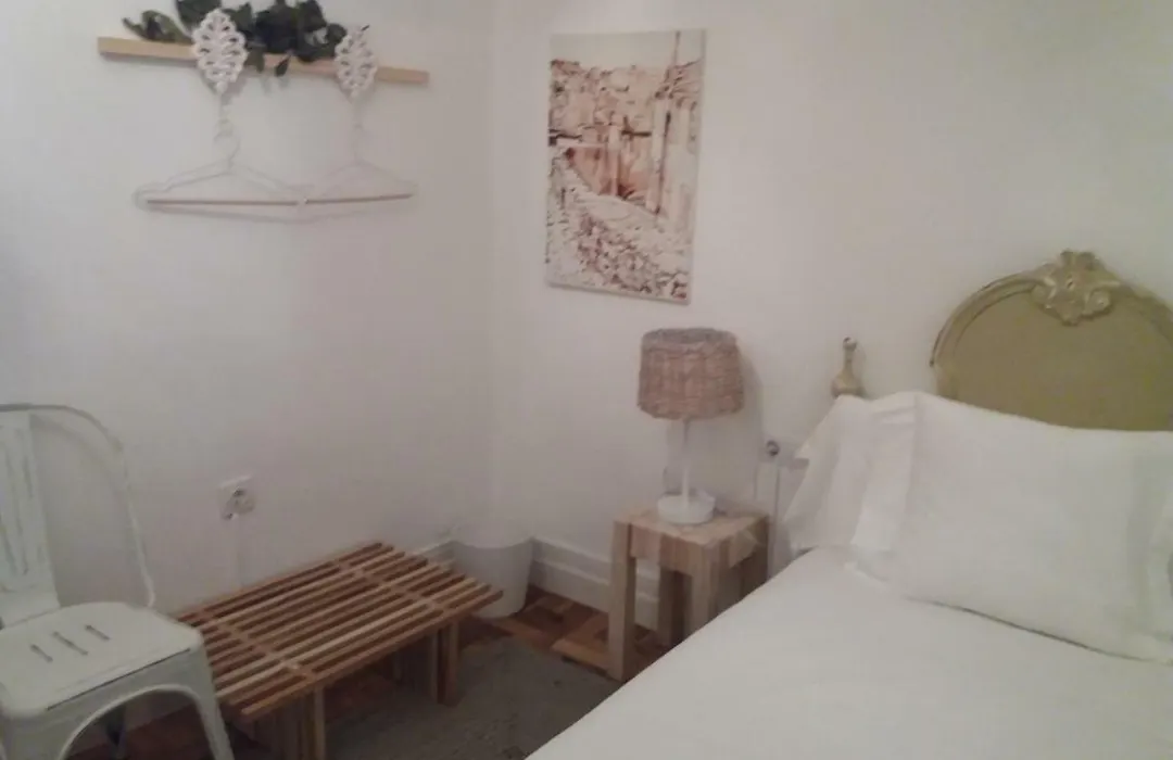 Lucus Bed-1