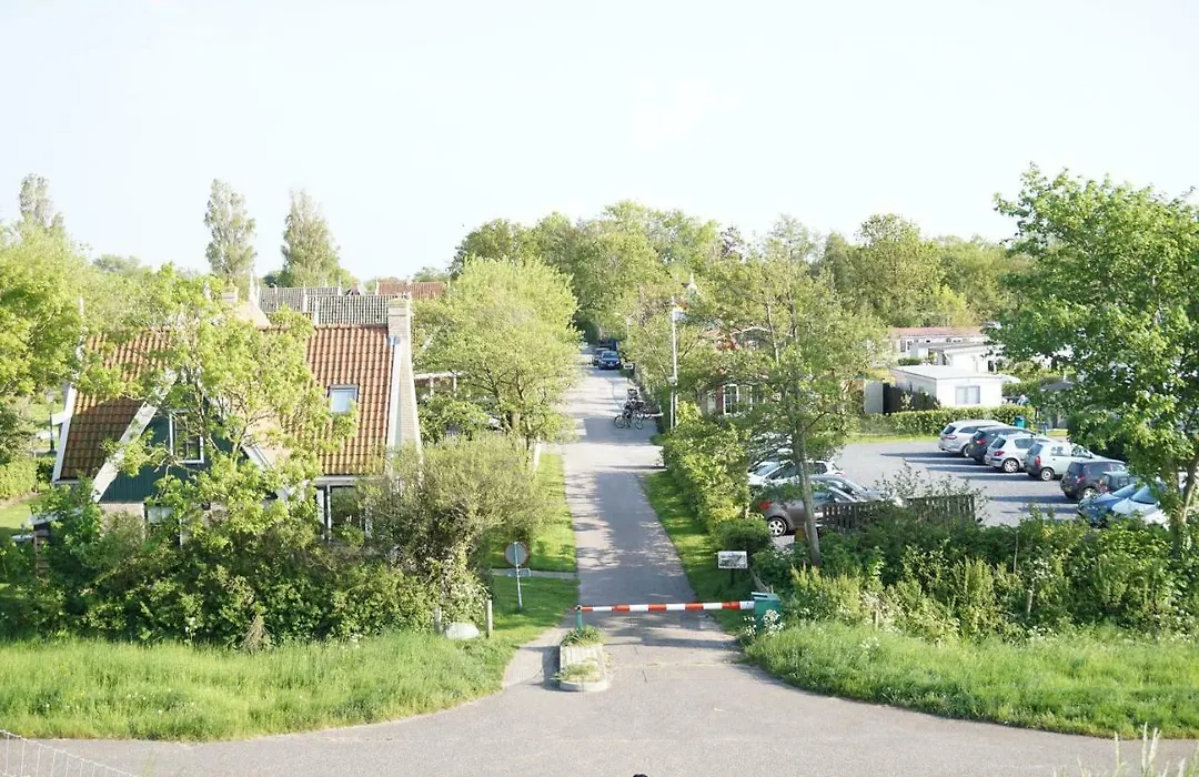 Vakantieverblijf Aan De Dijk-1