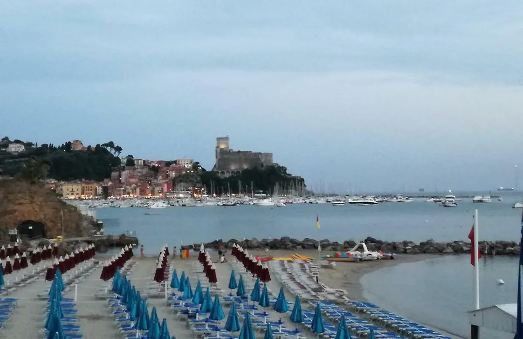 Rivamare San Terenzo-1