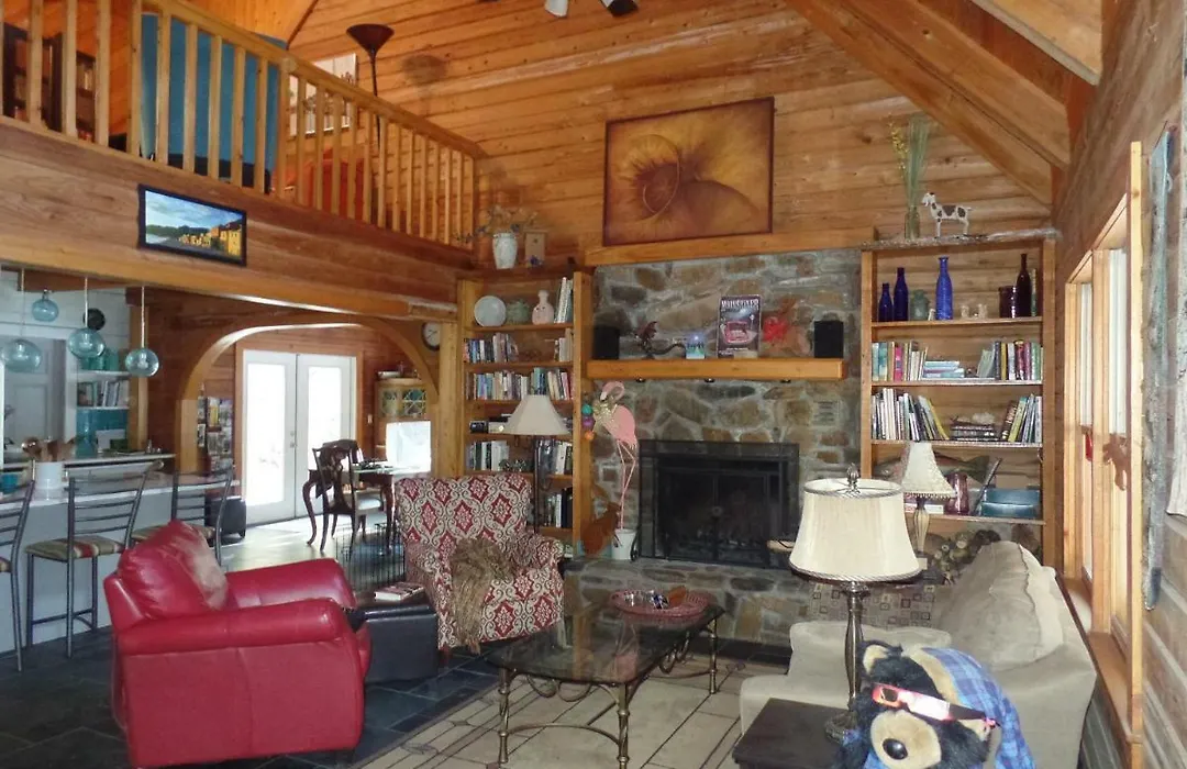 Creekside Paradise Bed And Breakfast-1