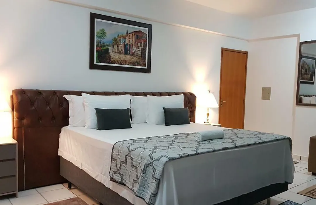 B & A Suites Inn Hotel - Quarto Luxo Gold-1