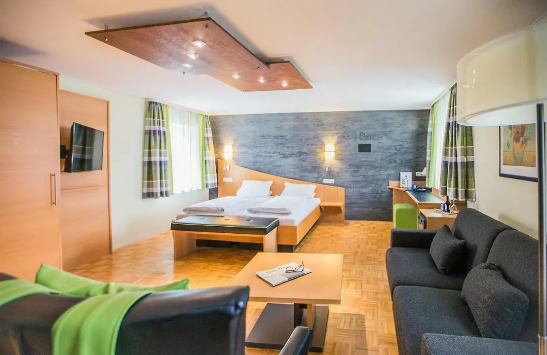 Hotel Am Turm-1