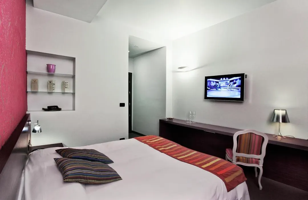 Ma Hotel-1