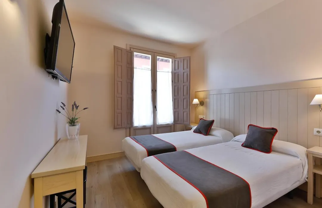 Hostal La Chata By Vivere Stays-1