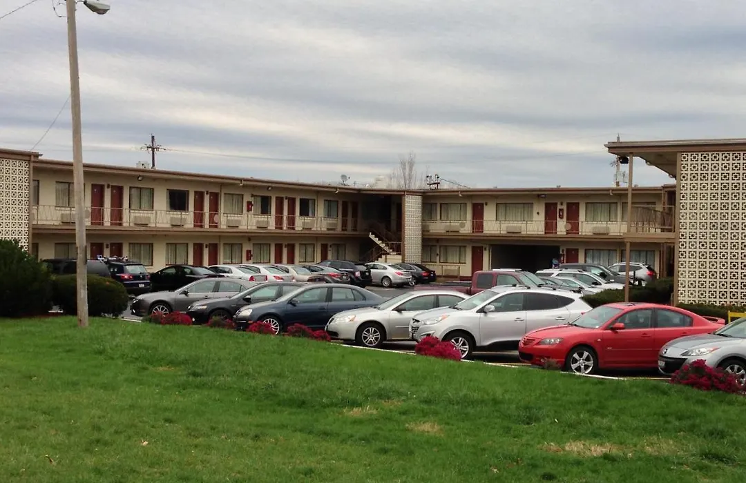Campus Inn-1