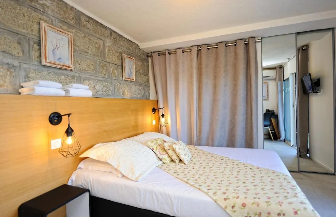 Hotel Le Tourisme-1