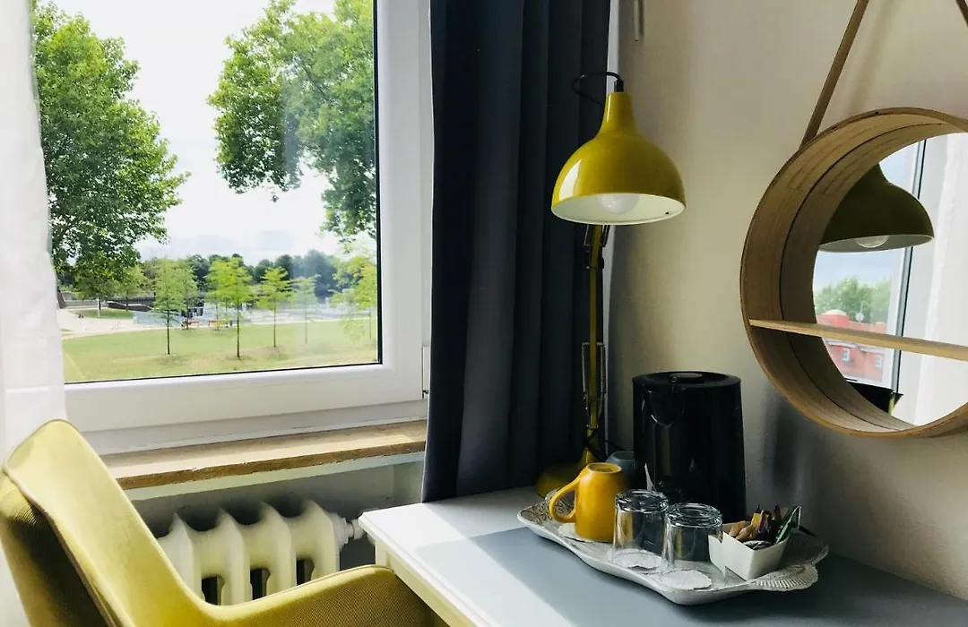 Boutique Hotel Krone - "Weser Perle"-1