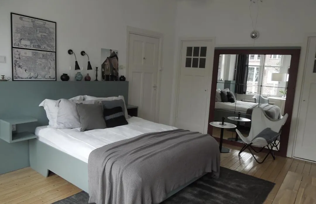 B&B Iskra-1
