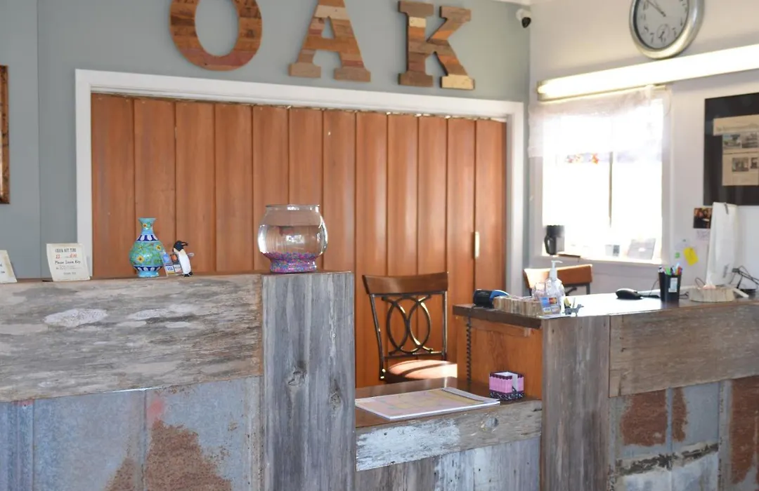 The Oak Motel-1