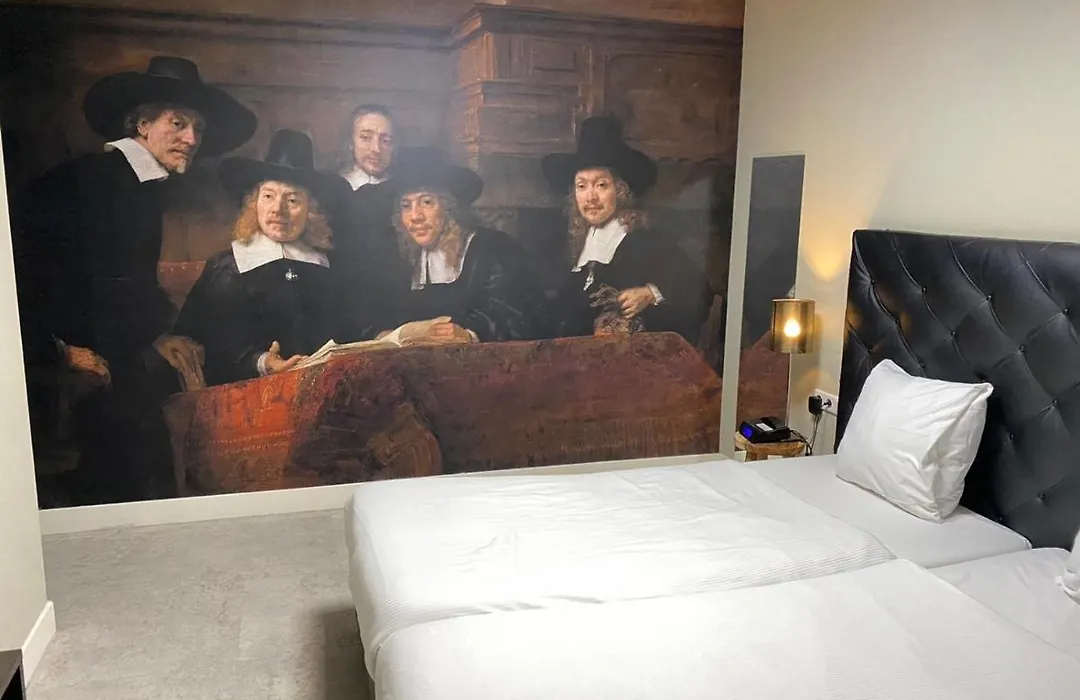 Camp-Inn Hotel-1