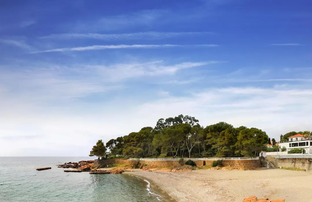 SOWELL HOTELS La Plage-1