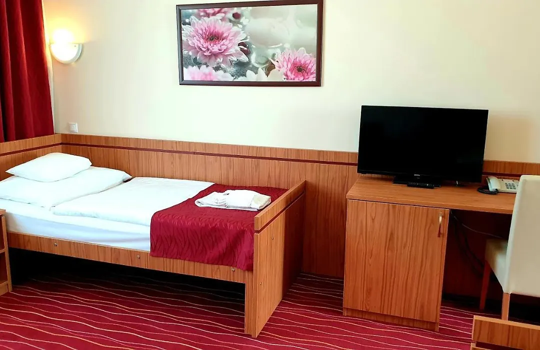 Diana Club Hotel-1