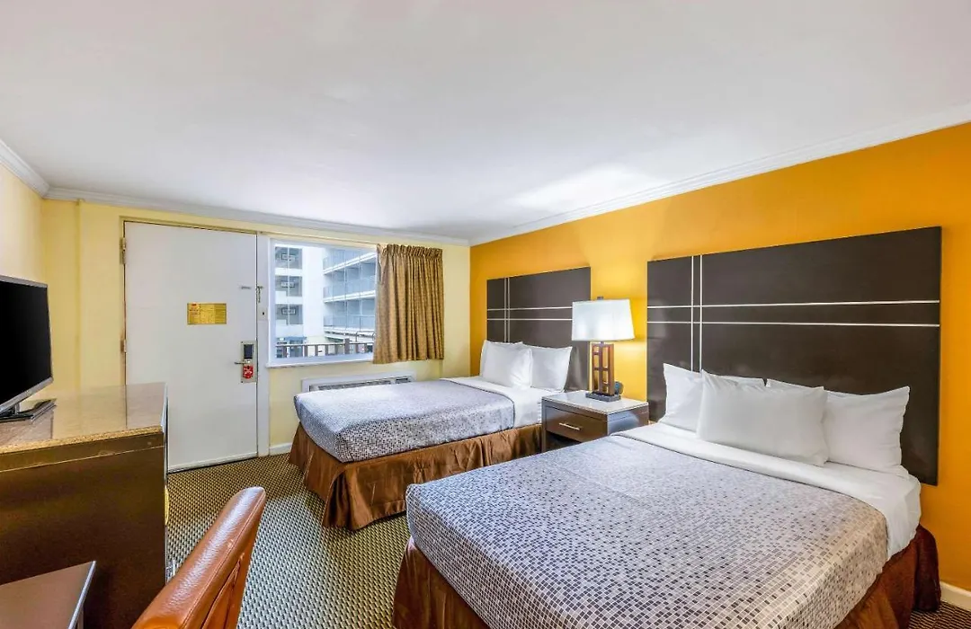 Ac Lodge By Beach And Boardwalk-1