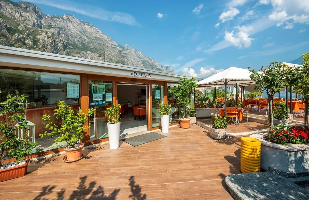 Garda Suite Hotel - Adults Only Hotel-1