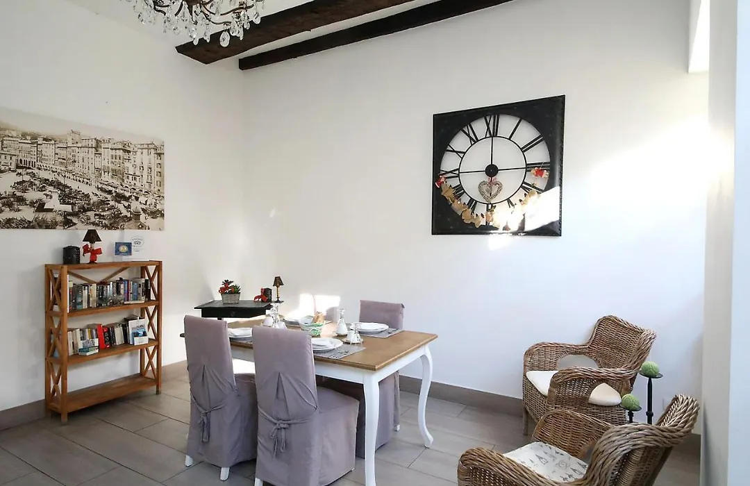La Superba Rooms & Breakfast-1
