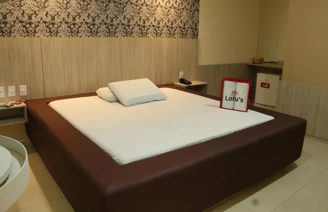 Lotu'S Motel-1