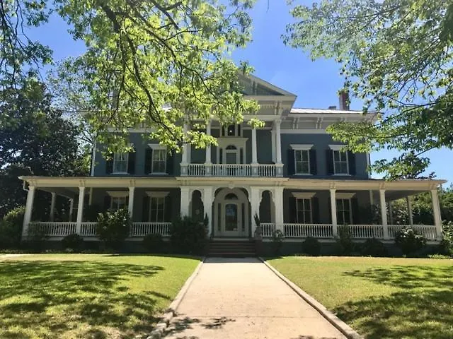 Elmwood 1820 Bed & Breakfast Inn-1