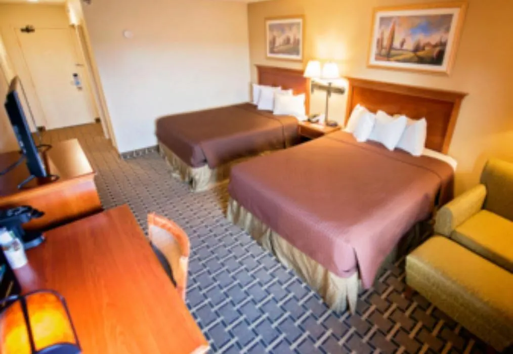 Brookings Inn-1
