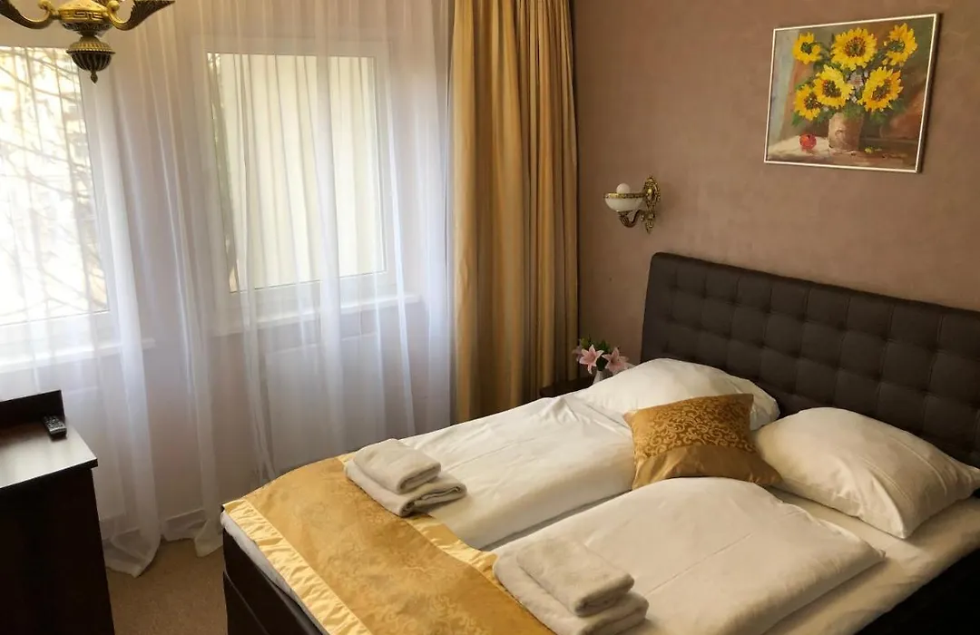 Atlas Berlin Hotel-1
