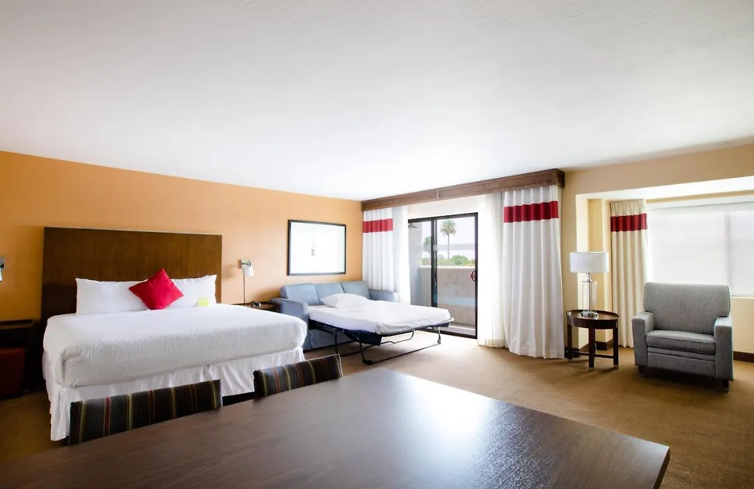 Four Points By Sheraton Phoenix South Mountain-1