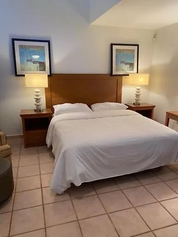 Bahia Bay Resort-1