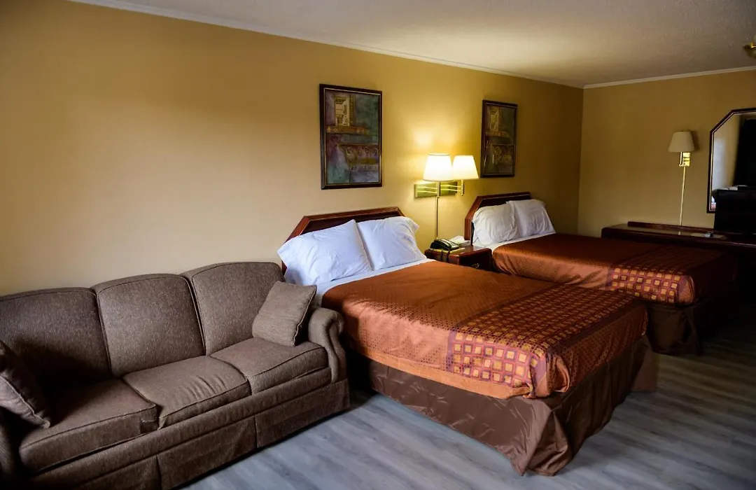 Kings Inn Hot Springs-1