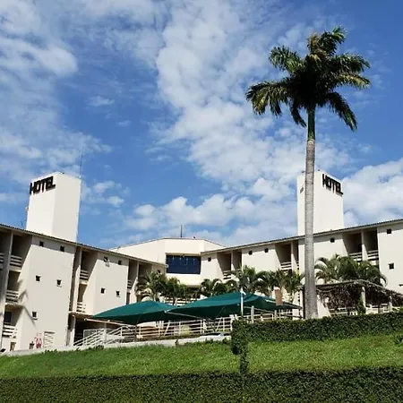 Serranos Park Hotel-2