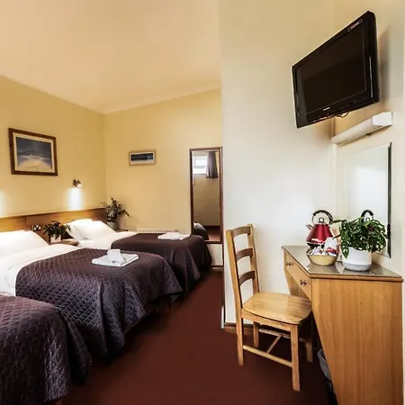 Holiday Hotel-2