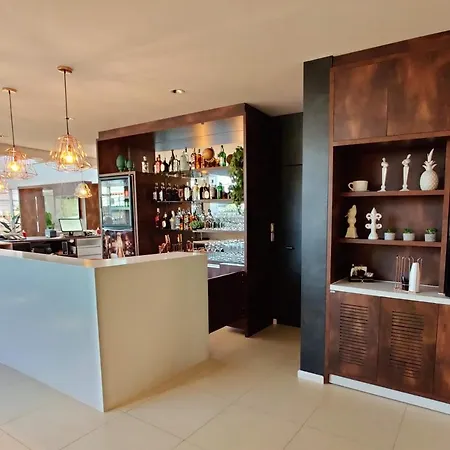 Mogano Express Hotel - PET FRIENDLY e ELETROPOSTO-2