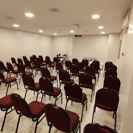 Mogano Express Hotel - PET FRIENDLY e ELETROPOSTO-3