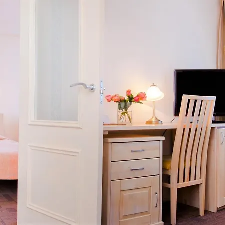 Rija Hotel Tia-3