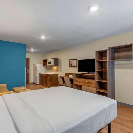 Woodspring Suites Miramar-3