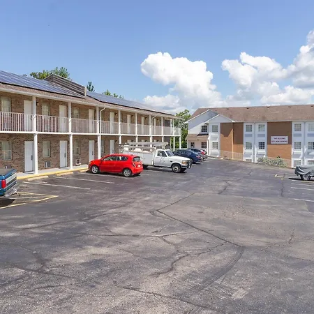 Oyo Hotel Osage Beach By Lake Of The Ozarks-3