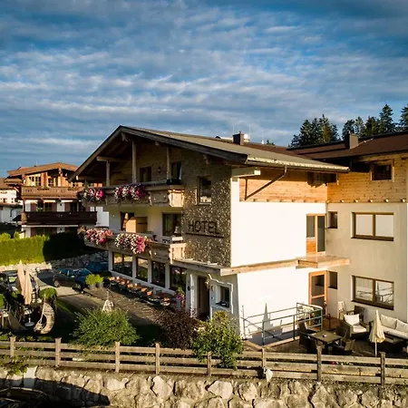 Landhotel Föhrenhof Ellmau-3