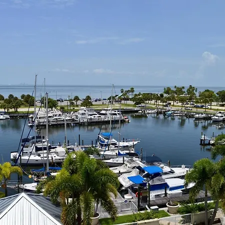 Harborside Suites At Little Harbor-2