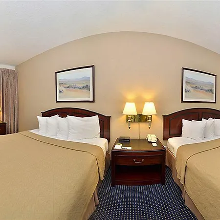 Quality Inn & Suites Oceanview-3