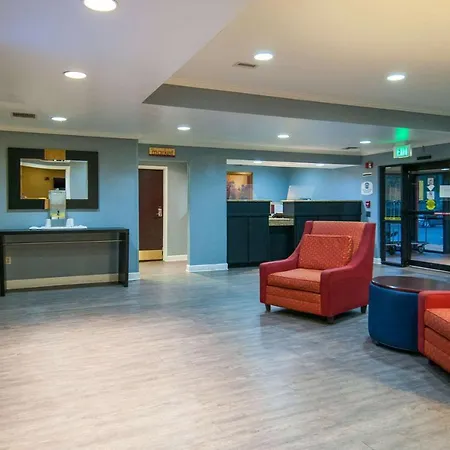 Quality Inn & Suites-2