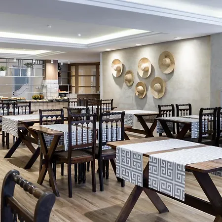 H Hotel-2