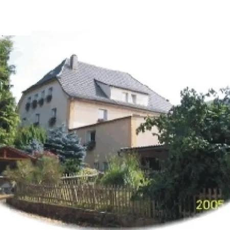 Pension Zum Saale Blick-3