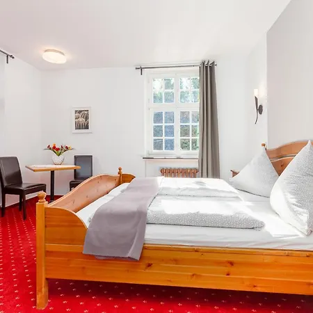 Gasthaus Und Hotel An Der Kost-3