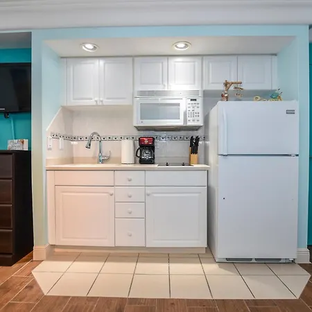 Ocean View Studio Condo.-3
