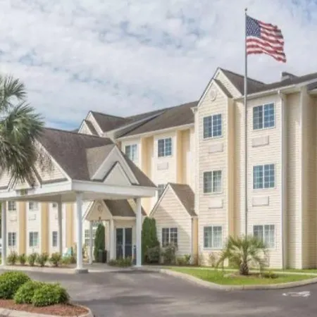 Microtel Inn & Suites By Wyndham Carolina Beach-3